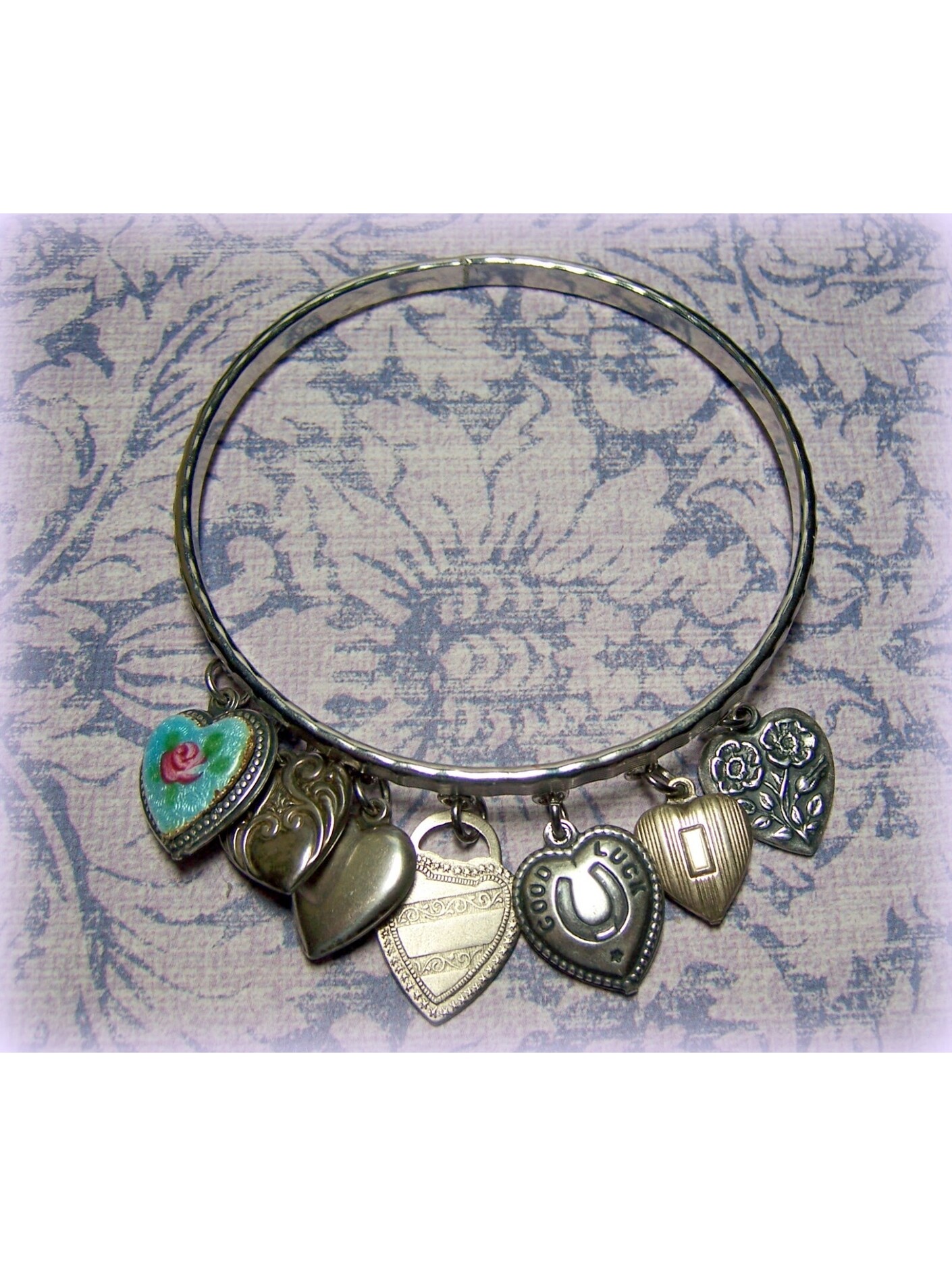 Vintage Style Silver Tone Puffy Heart Bracelet
